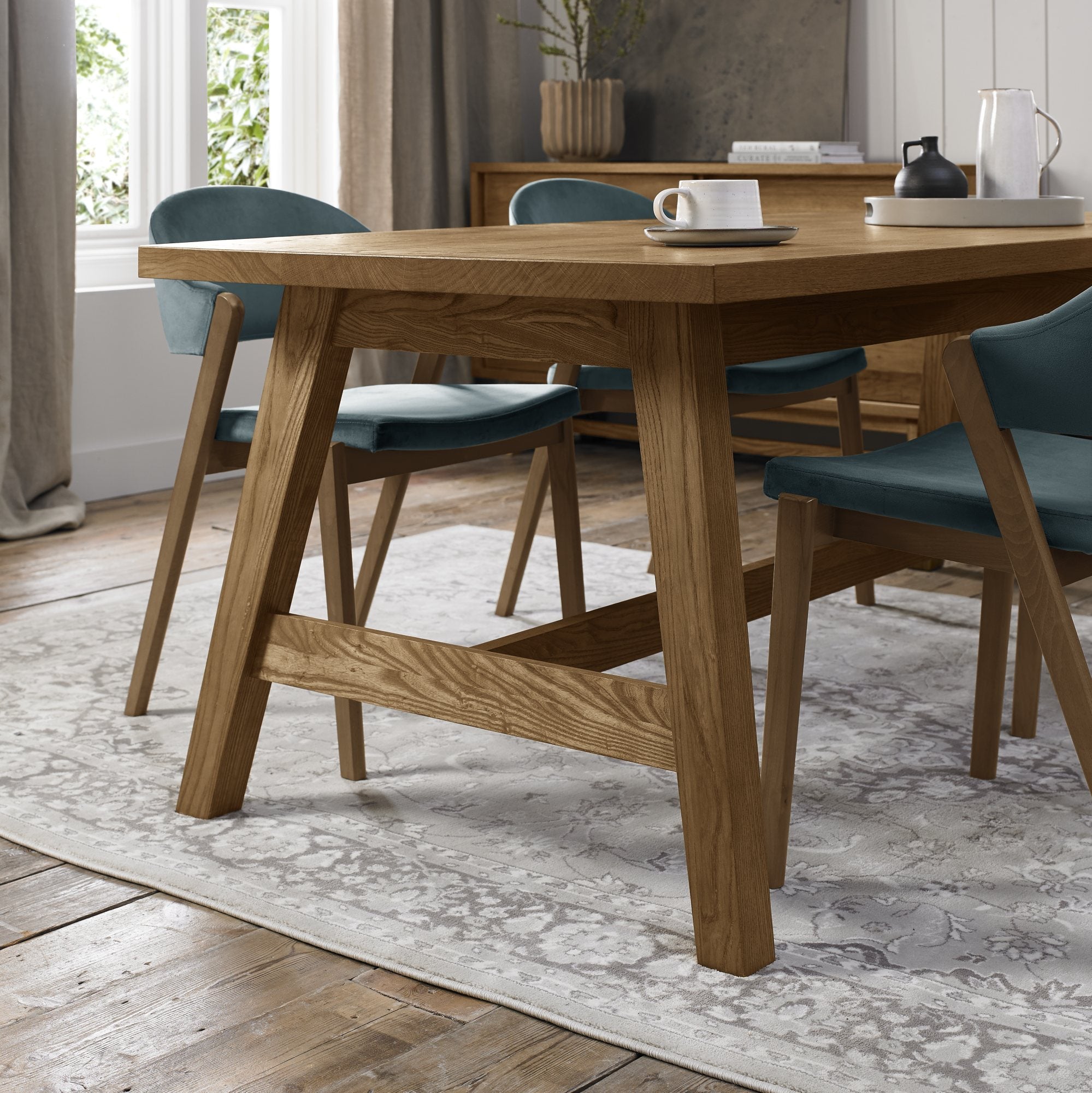 Bentley Designs Camden Rustic Oak 4 - 6 Seater Dining Table