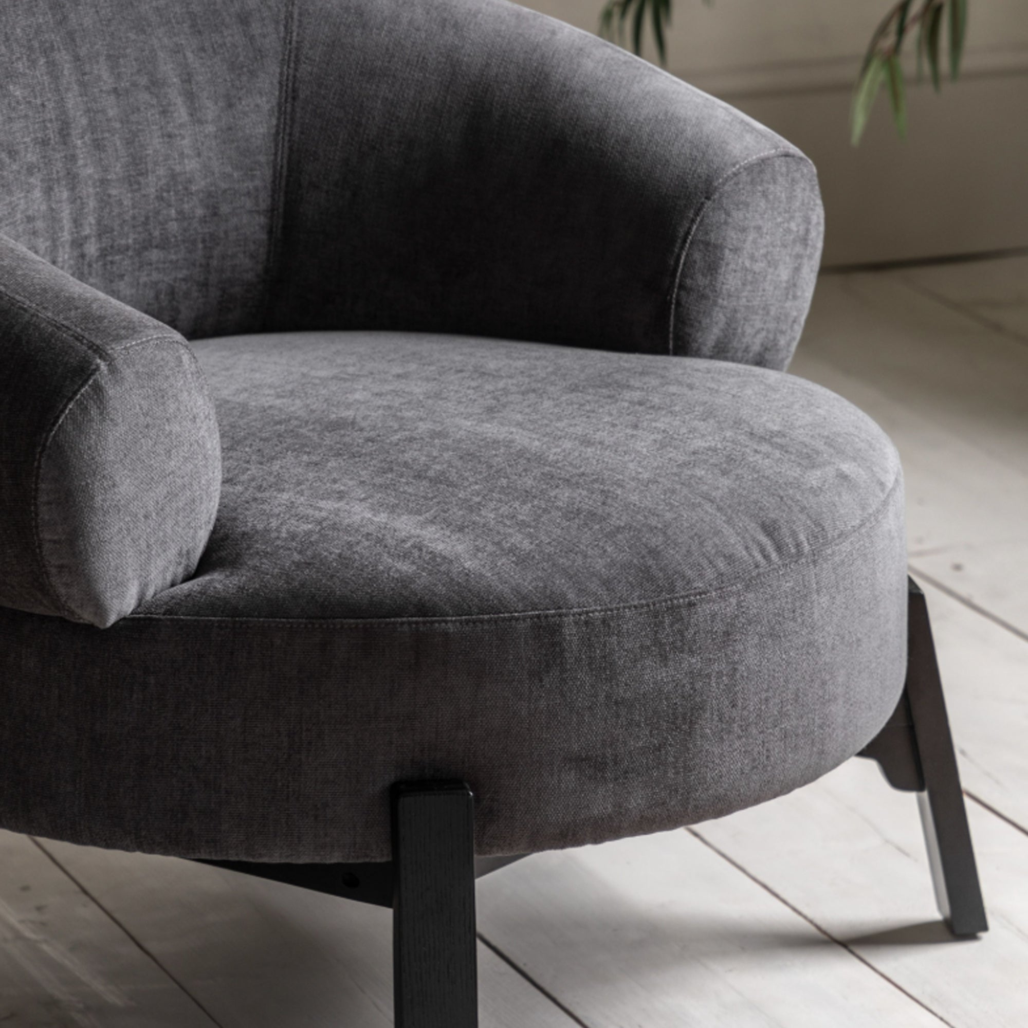 Gallery Ardo Armchair