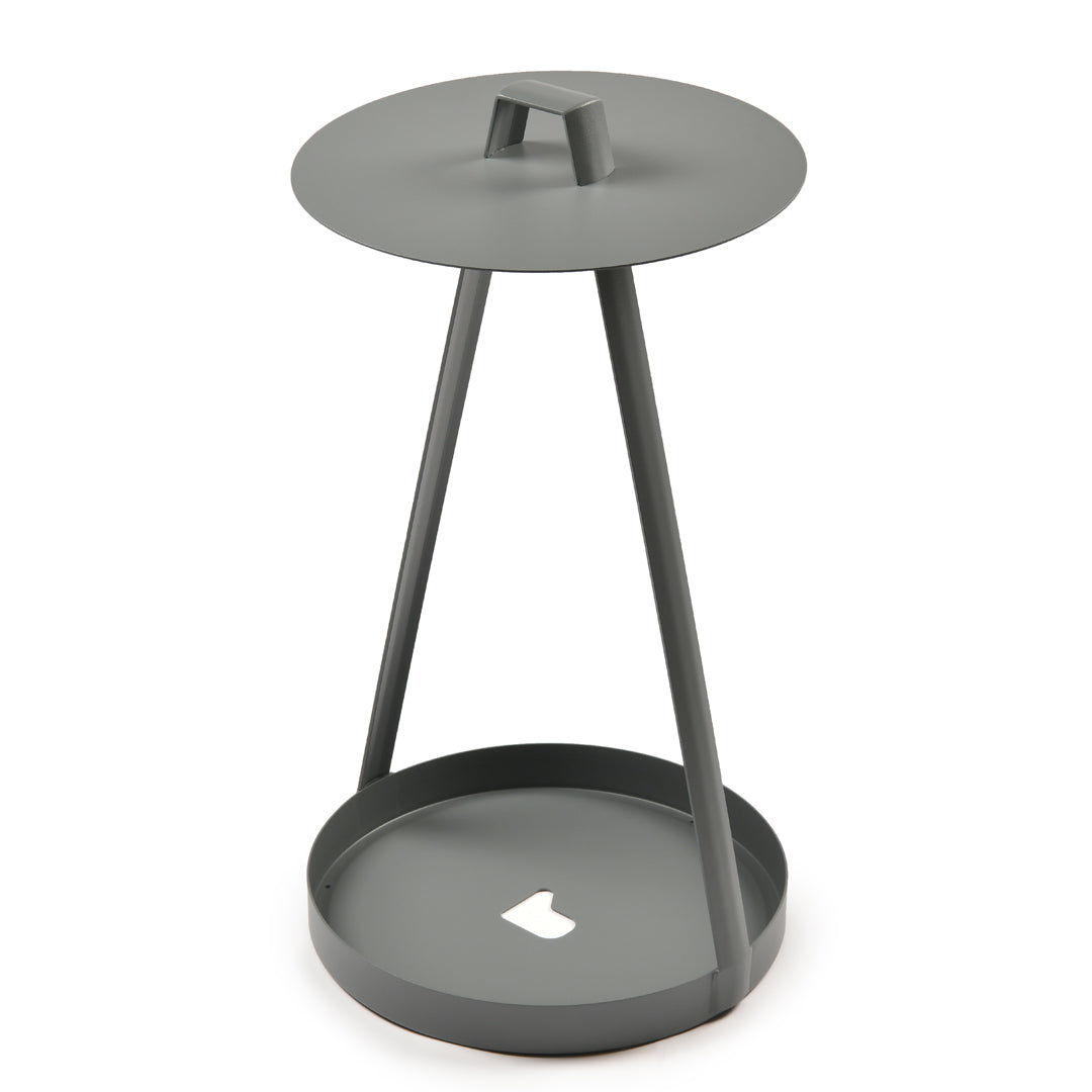 Extreme Lounging B Table