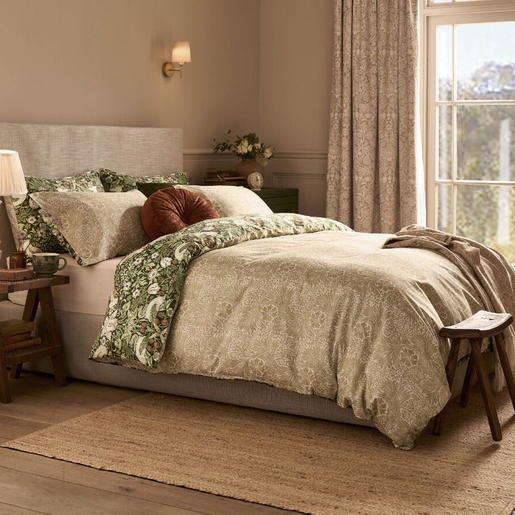 William Morris at Home Strawberry Thief Duvet Set