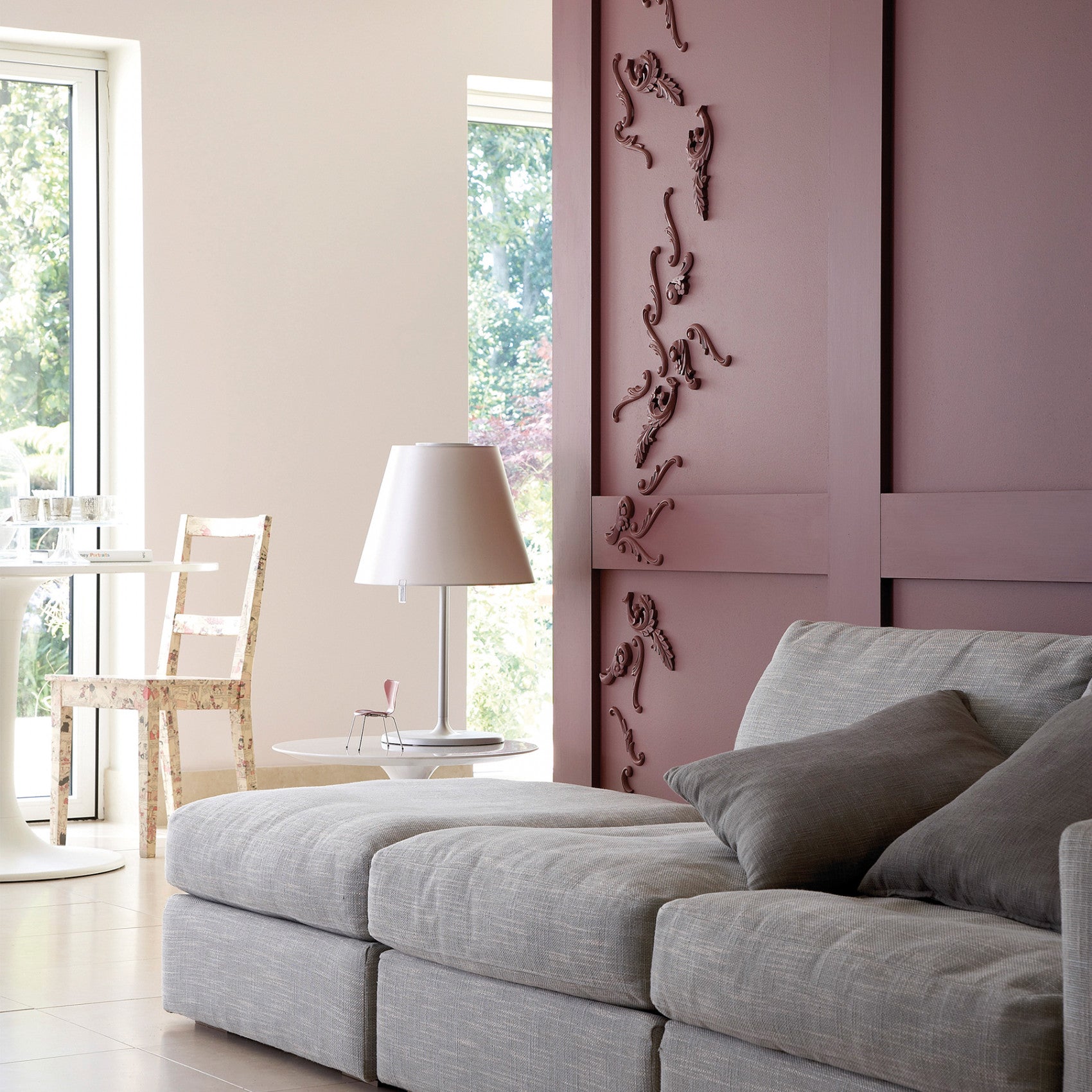 Little Greene - 007 - Adventurer