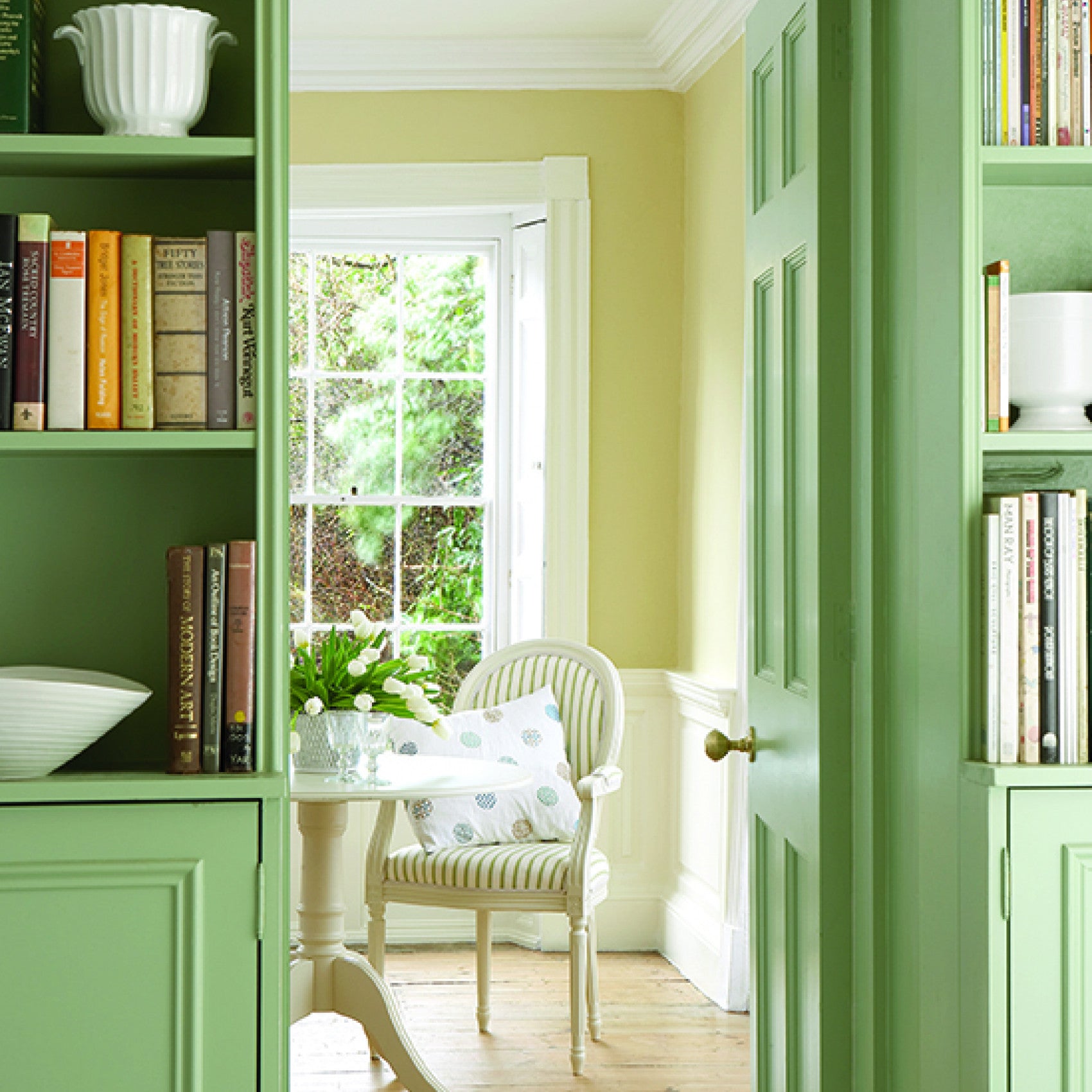 Little Greene - 172 - White Lead Dark