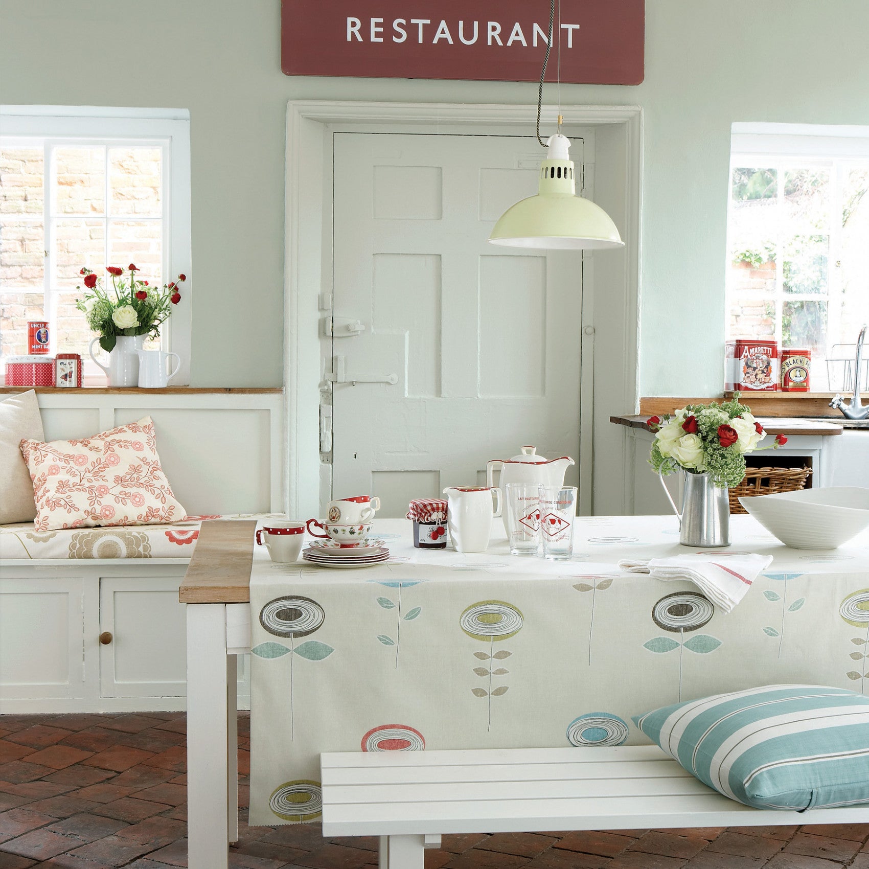 Little Greene - 100 - Pearl Colour